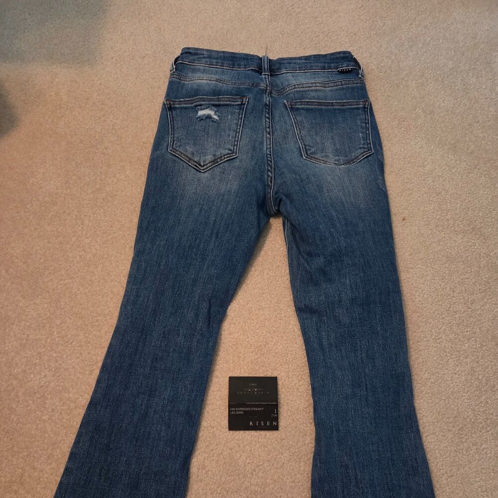 RISEN LOOKING GOOD ALWAY  25W  HW DISTRESSED STRAIGHT LEG JEANS  HW D
